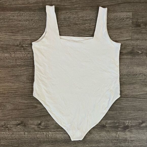 Old Navy 2X Cotton Blend Square-Neck Tank White Bodysuit Capsule Wardrobe Casual - Picture 2 of 7